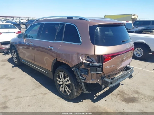 Mercedes-Benz EQB 250* RWD* ПОДГРЕВ* КОЖА* КАМЕРА* KEYLESS* - автомобили, коли, обяви за нови и употребявани 4
