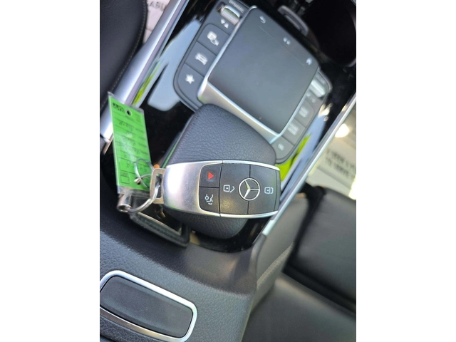 Mercedes-Benz EQB FWD / AMG Line / Pinnacle / Burmester / HUD / Pano - автомобили, коли, обяви за нови и употребявани 5