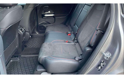 Mercedes-Benz EQB EQB 300 4Matic AMG Line - автомобили, коли, обяви за нови и употребявани 8
