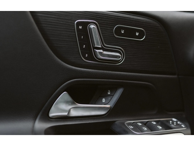 Mercedes-Benz EQB EQB 350 4MATIC - автомобили, коли, обяви за нови и употребявани 2