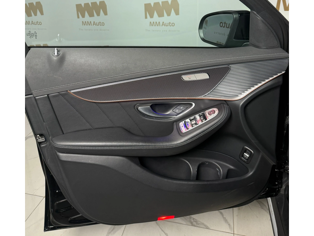 Mercedes-Benz EQC 400* 4Matic* AMG* DistronicPLUS* КеylessGO - автомобили, коли, обяви за нови и употребявани 9