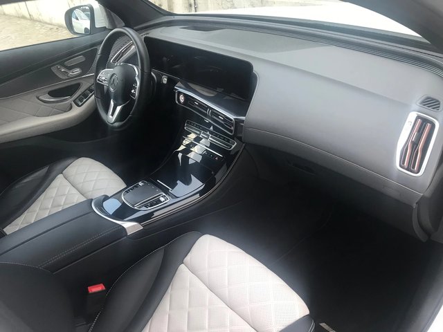 Mercedes-Benz EQC 400/AMG styling/4MATIC/HeadUP/NAVI/PANO/Full !!! - автомобили, коли, обяви за нови и употребявани 10