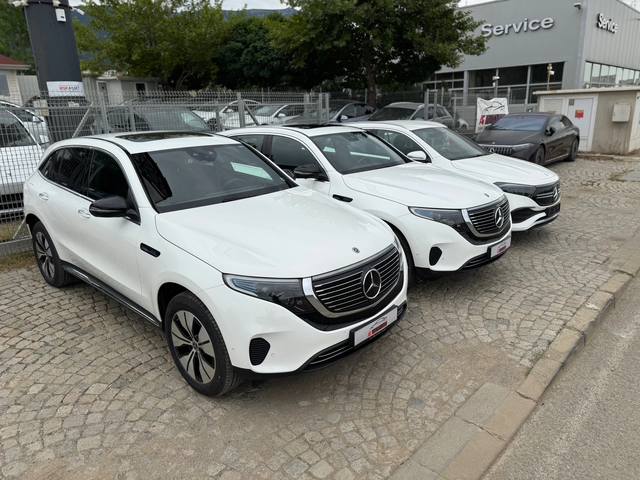 Mercedes-Benz EQC 400/AMG styling/4MATIC/HeadUP/NAVI/PANO/Full !!! - автомобили, коли, обяви за нови и употребявани 1