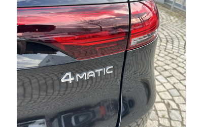 mercedes-benz-eqc - 5