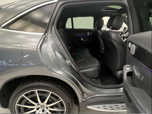 Mercedes-Benz EQC EQC 400 4Matic AMG Line - автомобили, коли, обяви за нови и употребявани 6