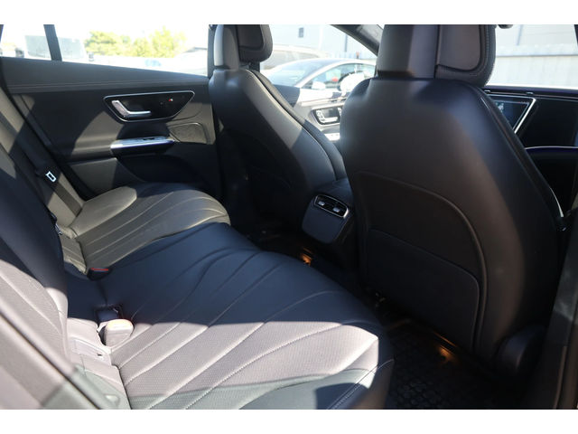 Mercedes-Benz EQE EQE - автомобили, коли, обяви за нови и употребявани 8