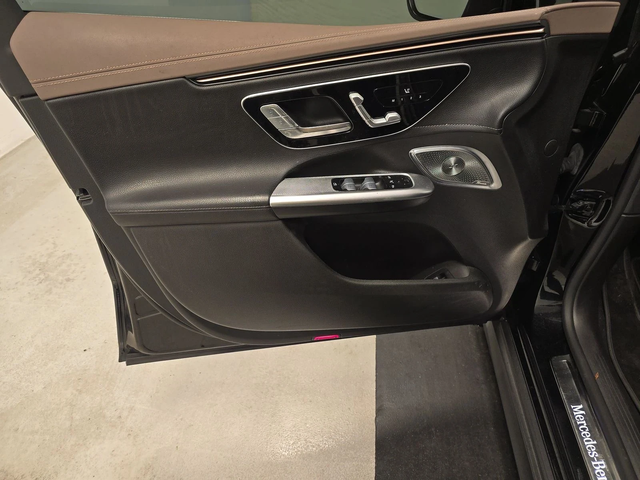 Mercedes-Benz EQE 350 SUV 4MATIC - автомобили, коли, обяви за нови и употребявани 8