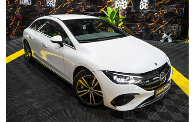 mercedes-benz-eqe - 4