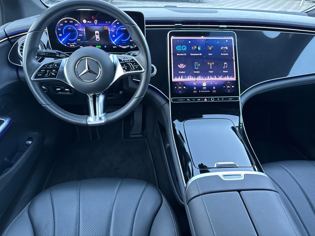Mercedes-Benz EQE 300 /LED - автомобили, коли, обяви за нови и употребявани 11