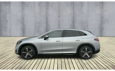 mercedes-benz-eqe - 2