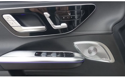 Mercedes-Benz EQE 350+ SUV Burmester PANO MultiB DIST 360 Winter Pac - автомобили, коли, обяви за нови и употребявани 7
