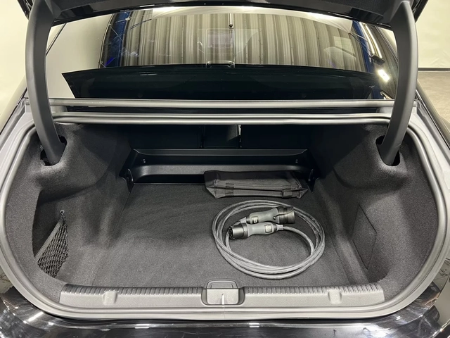 Mercedes-Benz EQE 350+ AMG Night Premium 360 Dig.Light DISTR W/P K-L - автомобили, коли, обяви за нови и употребявани 15
