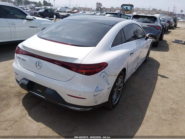 Mercedes-Benz EQE 350* BURMESTER* HUD* 360* КАМЕРА* ПАНОРАМА* - автомобили, коли, обяви за нови и употребявани 4