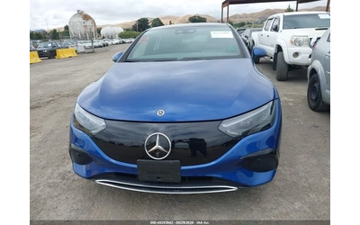 mercedes-benz-eqe - 1