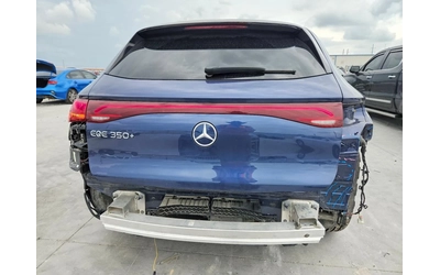 mercedes-benz-eqe - 4