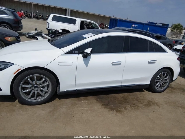 Mercedes-Benz EQE 350+ - автомобили, коли, обяви за нови и употребявани 10