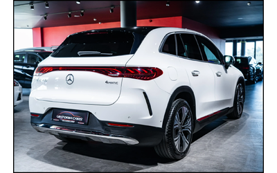 mercedes-benz-eqe - 3
