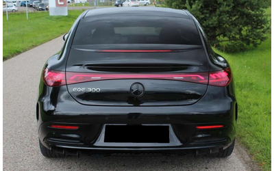 mercedes-benz-eqe-eqe-300-amg-line - 4