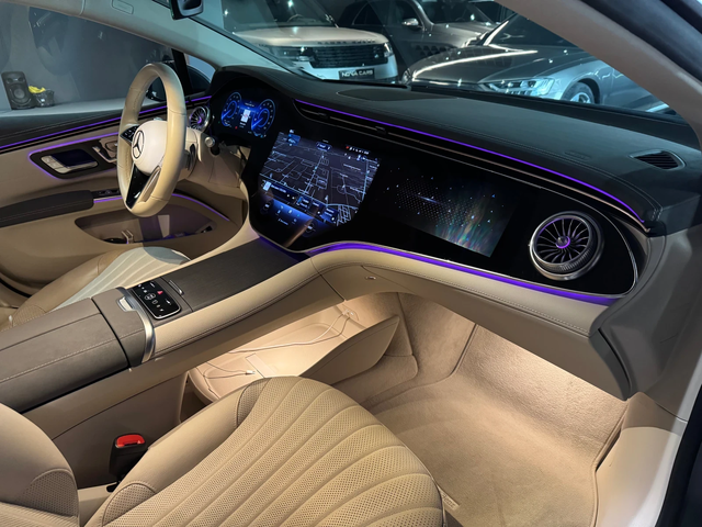 Mercedes-Benz EQS 580 AMG Гаранция - автомобили, коли, обяви за нови и употребявани 13