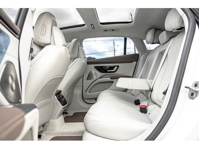 Mercedes-Benz EQS 450+ / AMG PKG / BURMESTER / АВТО КРЕДИТ - автомобили, коли, обяви за нови и употребявани 12