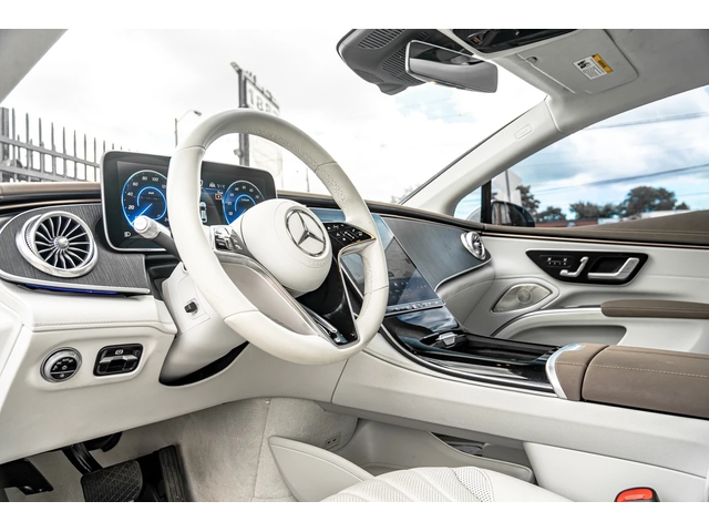 Mercedes-Benz EQS 450+ / AMG PKG / BURMESTER / АВТО КРЕДИТ - автомобили, коли, обяви за нови и употребявани 7