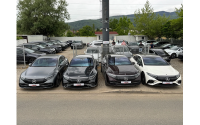 mercedes-benz-eqs - 0