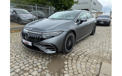 mercedes-benz-eqs - 3