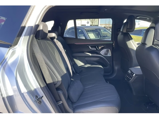 Mercedes-Benz EQS SUV 450 4M AMG Night Premium MultiB 360* DISTR AIR - автомобили, коли, обяви за нови и употребявани 14