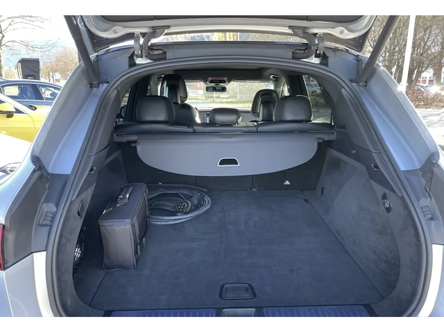Mercedes-Benz EQS SUV 450 4M AMG Night Premium MultiB 360* DISTR AIR - автомобили, коли, обяви за нови и употребявани 15