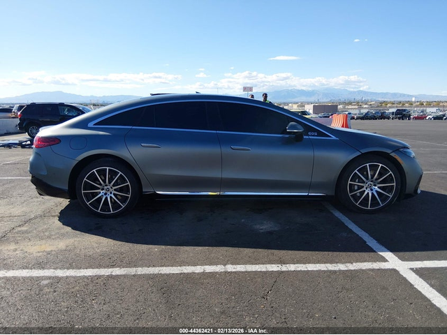 Mercedes-Benz EQS 580 ELECTRIC All Wheel Drive - автомобили, коли, обяви за нови и употребявани 12