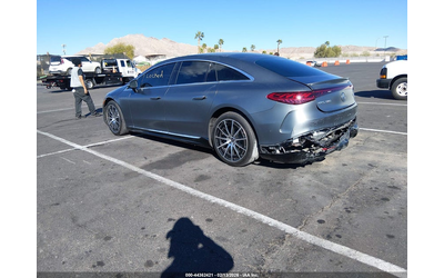 mercedes-benz-eqs-580-electric-all-wheel-drive - 2