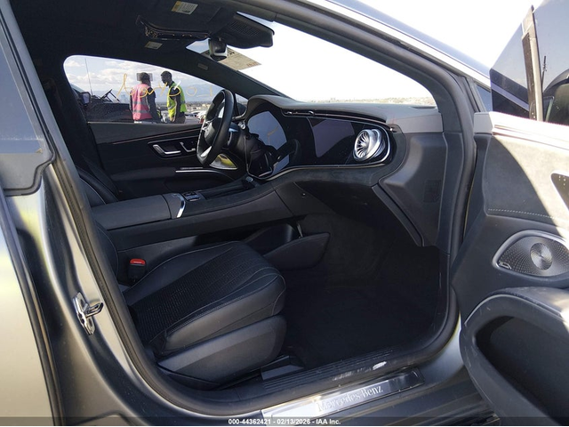 Mercedes-Benz EQS 580 ELECTRIC All Wheel Drive - автомобили, коли, обяви за нови и употребявани 4