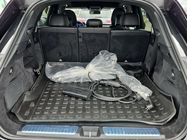 Mercedes-Benz EQS 450 - автомобили, коли, обяви за нови и употребявани 11