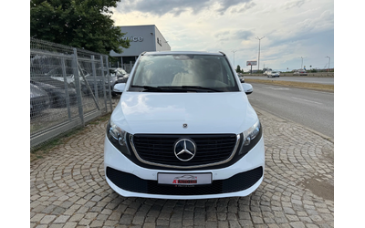 mercedes-benz-eqv - 1