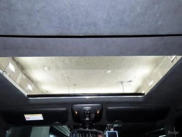 Mercedes-Benz G 350 DIESEL* AMG LINE* PANO* LANE ASS* - автомобили, коли, обяви за нови и употребявани 13