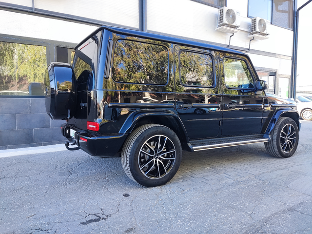 Mercedes-Benz G 400 - автомобили, коли, обяви за нови и употребявани 8