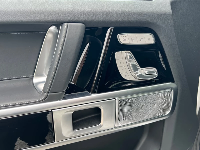 Mercedes-Benz G 450 d AMG-Line - автомобили, коли, обяви за нови и употребявани 12