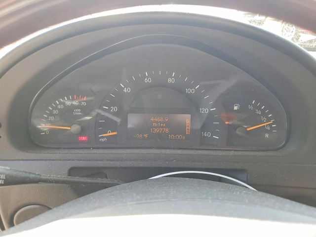 Mercedes-Benz G 500 4MATIC - автомобили, коли, обяви за нови и употребявани 8