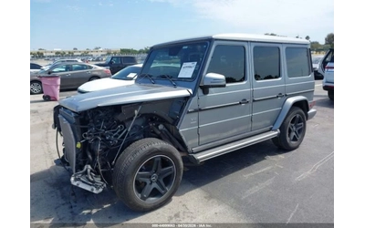 mercedes-benz-g-500 - 1