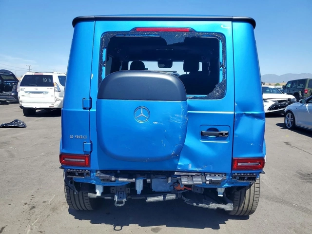 Mercedes-Benz G 580E 4M - автомобили, коли, обяви за нови и употребявани 5