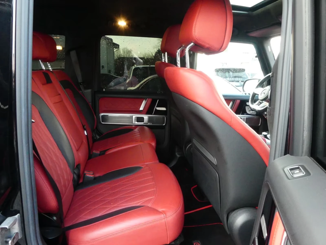 Mercedes-Benz G 63 AMG Carbon Night Burmester - автомобили, коли, обяви за нови и употребявани 7