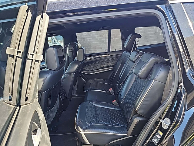 Mercedes-Benz GL Designo Black Nappa - автомобили, коли, обяви за нови и употребявани 8