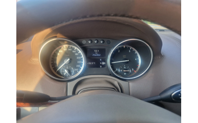 Mercedes-Benz GL 350 BLUETEC 4MATIC 7 места - автомобили, коли, обяви за нови и употребявани 9