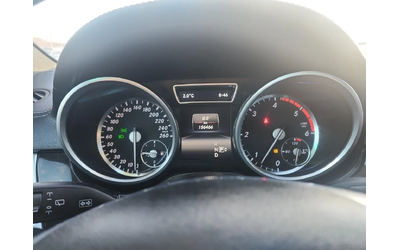 Mercedes-Benz GL 350 d* 4MATIC* AMG-pack* Distr* H/К* 360* Подгрев* Пан - автомобили, коли, обяви за нови и употребявани 6