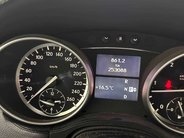 Mercedes-Benz GL BLUETEC * ВЪЗДУШНО ОКАЧВАНЕ* ПОДГРЕВИ* КАМЕРА* - автомобили, коли, обяви за нови и употребявани 7