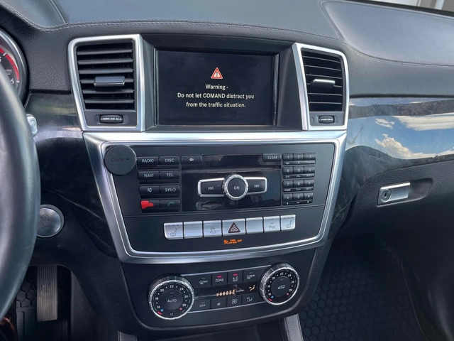Mercedes-Benz GL 350 BLUETECH / CARFAX - автомобили, коли, обяви за нови и употребявани 6