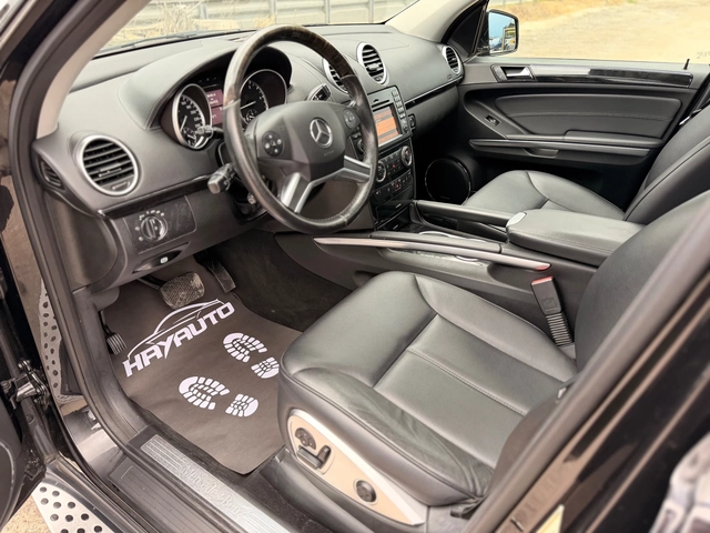 Mercedes-Benz GL 350 BlueTEC= 4Matic= AMG= 3xTV= 7 Места= harman/kardon - автомобили, коли, обяви за нови и употребявани 7