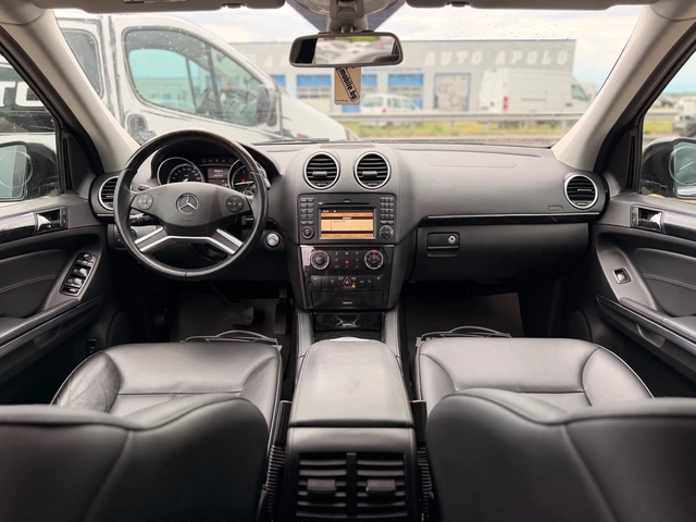 Mercedes-Benz GL 350 BlueTEC= 4Matic= AMG= 3xTV= 7 Места= harman/kardon - автомобили, коли, обяви за нови и употребявани 8