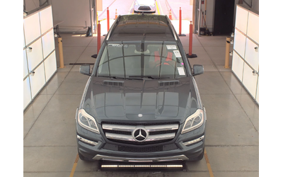 mercedes-benz-gl-450 - 1