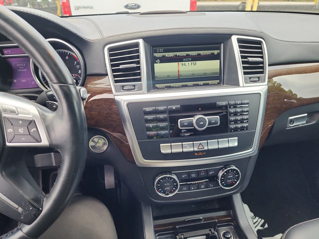 Mercedes-Benz GL 450 7 МЕСТА* LANE ASSIST* KEYLESS GO* ПОДГРЕВ* М.ТОЧКА - автомобили, коли, обяви за нови и употребявани 9